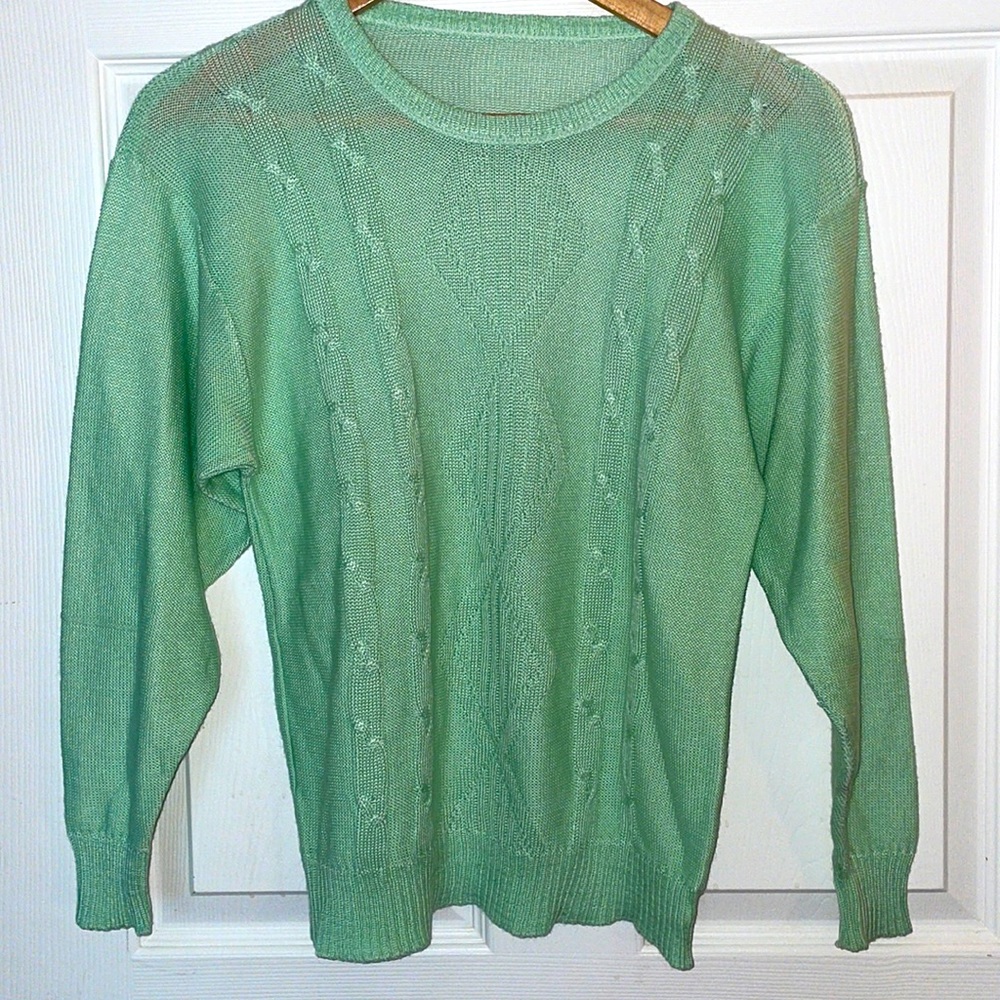 Vintage handknit mint green sweater